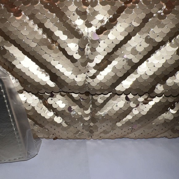 Nicole Miller Gold Mermaid Sequin Chain Strap Crossbody Small Bag Purse NWT - Picture 6 of 14